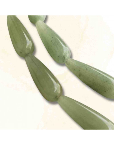 Aventurina Verde. Gota. Perforación vertical. 30x10 milímetros. 1 mm perforación. 1 unidad.