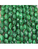 Malaquita Sintética. Perforación vertical. 20x10 milímetros. 1 mm perforación. 1 unidad. Malaquita Sintética. Perforación vertical. 20x10 milímetros. 1 mm perforación. 1 unidad.