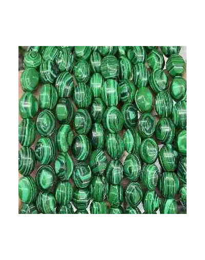 Malaquita Sintética. Perforación vertical. 20x10 milímetros. 1 mm perforación. 1 unidad.