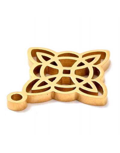 Nudo de Bruja (2). Acero inoxidable. Color dorado. 19x16x1 mm. 1,5 mm perforación. 1 unidad.