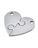 Corazón Puzzle. Acero inoxidable. Color plateado. 20x23x1,5 milímetros. 2 mm perforación. 1 set. Corazón Puzzle. Acero inoxidable. Color plateado. 20x23x1,5 milímetros. 2 mm perforación. 1 set.