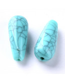 Turquesa (imitación). Gota. 19x8 milímetros. 1,5 mm perforación. 30 unidades aprox.