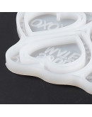 Molde para resina. Corazones (01). 165x157x6 mm. Corazón 45x50 mm. 2 mm perforación. 1 unidad. Molde para resina. Corazones (01). 165x157x6 mm. Corazón 45x50 mm. 2 mm perforación. 1 unidad.