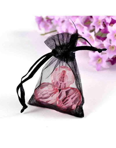 Bolsa de regalo. Color negro. Cierre con cordón. 70x50 milímetros. 10 unidades.