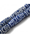 Agata teñida. Barril (1). Blue Tibetyan Style. 29~30x10 mm. 1,4 mm perforación. 1 ud. Agata teñida. Barril (1). Blue Tibetyan Style. 29~30x10 mm. 1,4 mm perforación. 1 ud.