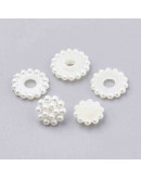 Esfera. Imitación perla. Color Beige. 10 mm diámetro. 1 mm perforación. 30 uds. aprox.