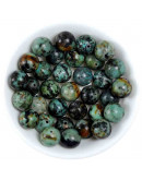 Turquesa Africana Natural. 04 mm diámetro. 0,8 mm perforación. 90 uds hilo aprox. 1 hilo.