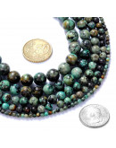 Turquesa Africana Natural. 08 mm diámetro. 1 mm perforación. 45 uds hilo aprox. 1 hilo.