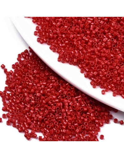 FGB Delica. Color: RED. 1,5X1 milímetros. 0,8 mm perforación. 10 gramos. 2000 uds aprox.