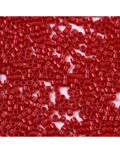 FGB Delica. Color: RED. 1,5X1 milímetros. 0,8 mm perforación. 10 gramos. 2000 uds aprox.