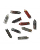 Bloodstone. Hexágono una punta. Faceteado. 30~33x8~9 milímetros. 1,5 mm perforación. 1 unidad. Bloodstone. Hexágono una punta. Faceteado. 30~33x8~9 milímetros. 1,5 mm perforación. 1 unidad.