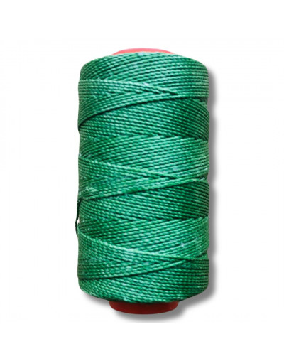 Hilo encerado poliéster. Color Verde M1195. Artist Twine. 1 milímetro grosor. 180 metros. 1 cono.