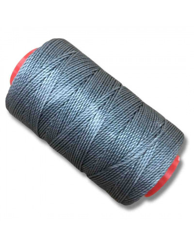 Hilo encerado poliéster. Color Gris M1243. Artist Twine. 1 milímetro grosor. 180 metros. 1 cono.