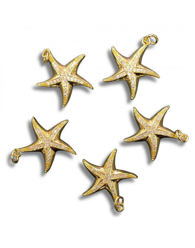 Estrella de mar. Aleación+Zirconia. Baño 18kGold. 20x4 milímetros. 5 mm arandela. 1 unidad.