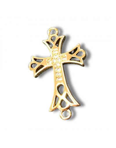Religión: Cruz. Aleación+Zirconia. Baño 18KGold. 22x15x4 mm. 1,2 mm perforación. 1 unidad.