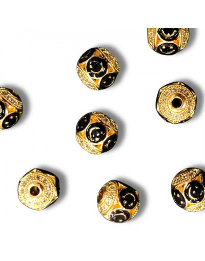 Smile, Aleación+Zirconia. Baño 18k gold. 10 mm diámetro. 2 mm perforación. 1 unidad.