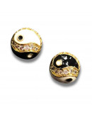 Yin-Yang. Aleación+Zirconia. Baño 18k gold. 10 mm diámetro. 2 mm perforación. 1 unidad. Yin-Yang. Aleación+Zirconia. Baño 18k gold. 10 mm diámetro. 2 mm perforación. 1 unidad.