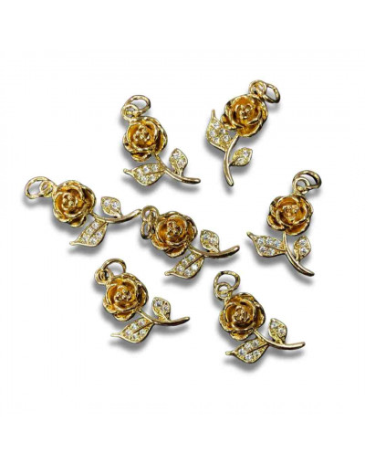 Flor (3). Aleación+Zirconia. Baño 18kGold. 17x12x4 milímetros. 5 mm arandela. 1 unidad.