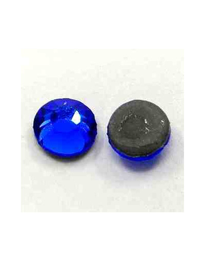 Rhinestone termo adhesivo. Faceteado. Color: Cobalt. 1.9~2.0 mm (SS6). 1440 uds aprox. Rhinestone termo adhesivo. Faceteado. Color: Cobalt. 1.9~2.0 mm (SS6). 1440 uds aprox.