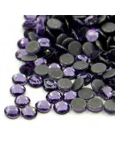 Rhinestone termo adhesivo. Faceteado. Color: Tanzanite. 4.6~4.8 mm (SS20). 360 uds aprox. Rhinestone termo adhesivo. Faceteado. Color: Tanzanite. 4.6~4.8 mm (SS20). 360 uds aprox.