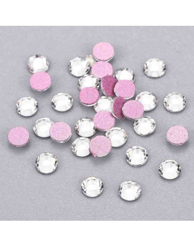 Rhinestone. Cabujón Faceteado. Color: Crystal. 2.7~2.8 mm (SS10). 1440 uds aprox. Rhinestone. Cabujón Faceteado. Color: Crystal. 2.7~2.8 mm (SS10). 1440 uds aprox.