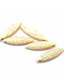 Magnesita sintética. WHITE. Ovalo. 31x8x6 milímetros. 1,5 mm perforación. 1 unidad. Magnesita sintética. WHITE. Ovalo. 31x8x6 milímetros. 1,5 mm perforación. 1 unidad.