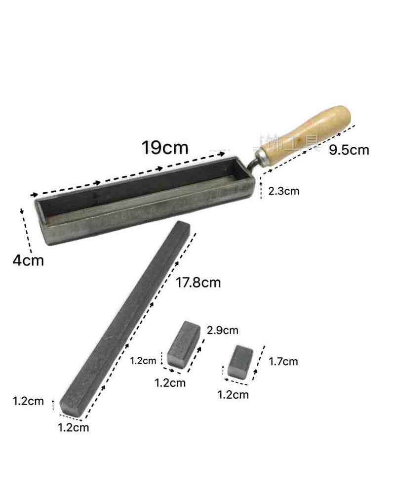 Lingotera estilo europeo. Hierro fundido. 190x40x25 mm. Incluye 3 bloques diferentes canales. 1 set. Lingotera estilo europeo. Hierro fundido. 190x40x25 mm. Incluye 3 bloques diferentes canales. 1 set.
