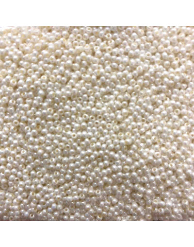 FGB Round 12/0. Color: 0480. 2x1,5 milímetros. 0,7 mm perforación. 40 gramos (4000 uds aprox).