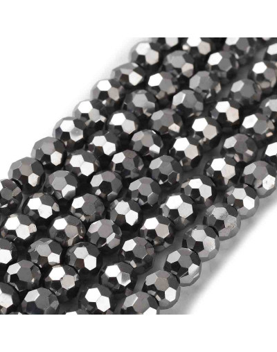 Esfera faceteada. Color plateada. 6x5 milímetros. 1 mm perforación. 100 uds hilo aprox.. 1 hilo.