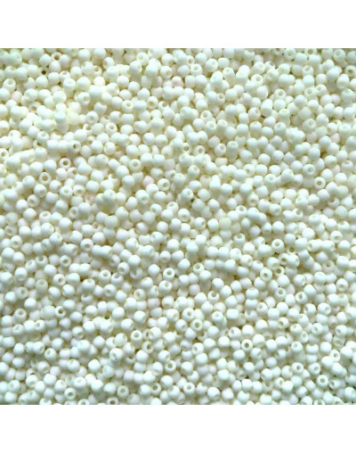 FGB Round 12/0. Color: 1201. 2x1,5 milímetros. 0,7 mm perforación. 40 gramos (4000 uds aprox).