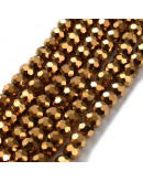 Esfera faceteada. Color Golden Plated. 4 mm. 0,5 mm perforación. 100 uds hilo aprox. 1 hilo.