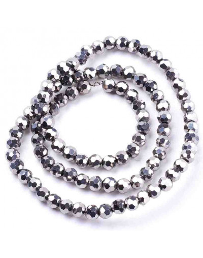 Esfera faceteada. Color Silver Plated. 04 milímetros. 0,5 mm perforación. 100 uds hilo aprox. 1 hilo