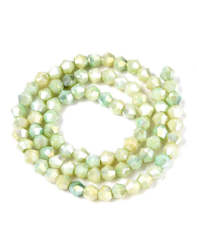 Bi-cono. Plated Pale Green. 4.2~4.9x3.9 mm. 0.8 mm perforación. 80 uds hilo aprox. 1 hilo.