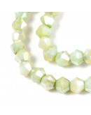 Bi-cono. Plated Pale Green. 4.2~4.9x3.9 mm. 0.8 mm perforación. 80 uds hilo aprox. 1 hilo.