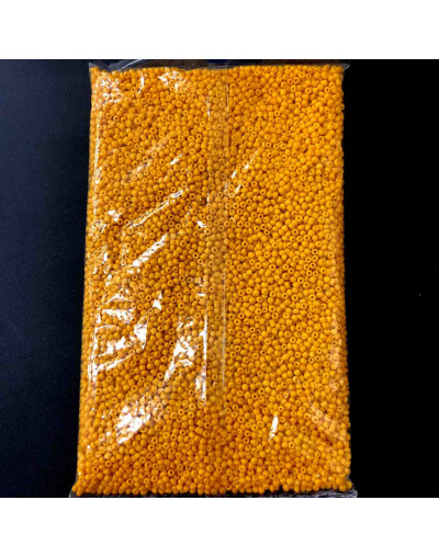 Chaquira. Color sólido. YELLOW. 3 milímetros. 1 mm perforación. 40 gramos. 900 uds aprox.