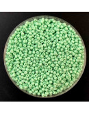 Chaquira. Color sólido. JET STREAM. 3 milímetros. 1 mm perforación. 40 gramos. 900 uds aprox.