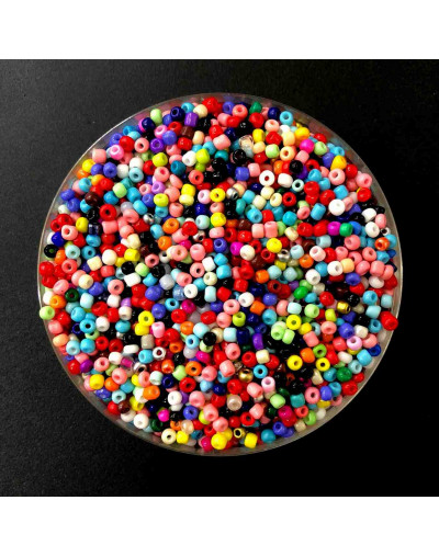 Chaquira. Color sólido. MIX. 4 milímetros. 1 mm perforación. 40 gramos. 390 uds aprox.