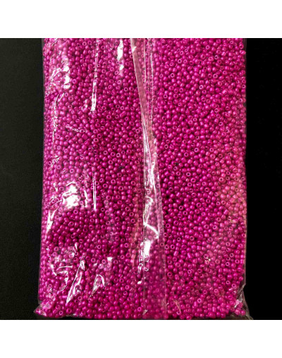 Chaquira. Color sólido. DEEP PURPLE. 3 milímetros. 1 mm perforación. 1 libra. 10000 uds aprox.