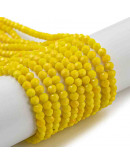 Esfera. Faceteada. 32 caras. Yellow. 3~3.5 mm diámetro. 0.6 mm perforación. 160 uds hilo aprox.