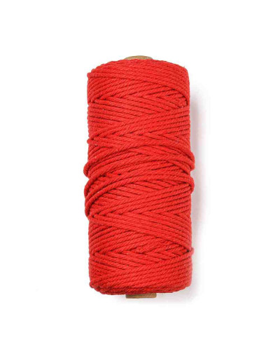 Hilo de algodón para macramé. 3 milímetros grosor. Color: CRIMSON. 100 metros. 1 cono.