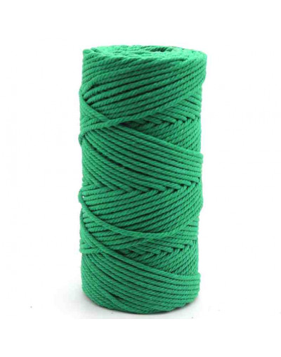 Hilo 100% algodón. Macramé. 4 mm grosor. Color: ESMERALD GREEN. 100 metros. 1 cono.