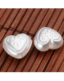 Corazón. Imitación perla. Color White. 11.5x12x6.5 mm. 1.5 mm perforación. 20 uds aprox.