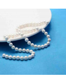 Concha de mar. Esfera color blanco. Pulido. Grado A. 6 mm. 0,5 mm perforación. 60 uds hilo aprox.