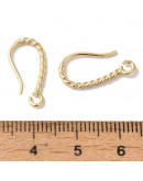Ganchos aretes. Aleación cobre. Baño 18K Gold. 18x1.4 mm. 0.8 mm pin. 1,9 mm perforación. 2 uds.