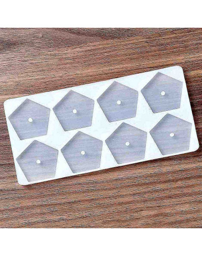 Molde silicona. Velas, jabones y resina. Pentágonos. 92x19x7 mm. 4 mm perforación. 1 ud.