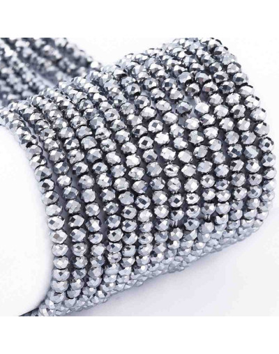 Rondelle faceteado. 2x1,5 milímetros. PLATINUM PLATED. 0,6 mm perforación. 220 uds hilo aprox.