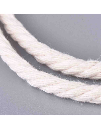 Hilo de algodón para macramé. 5 mm grosor. Color: GHOST WHITE. 100 metros. 1 ud.