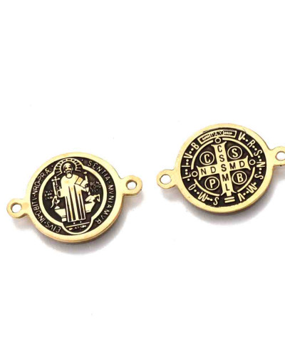 Religión: San Benito (4). Acero+esmalte. Color dorado. 13x19x1 mm. 1,2 mm perforación. 1 unidad.