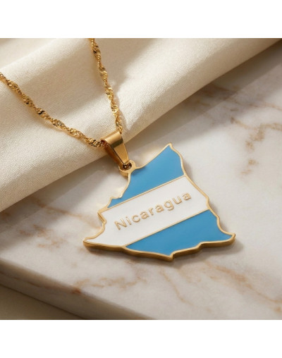 Mapa Nicaragua. Aleación+Esmalte. Baño 18k Gold. 22x20x2,5 mm. 2x3 mm cierre. 1 unidad.