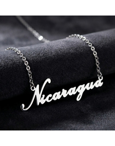 Nicaragua: Texto. Acero inoxidable. Color Plateado. Cadena 45 cm. Extensión 5 cm. 1 set.